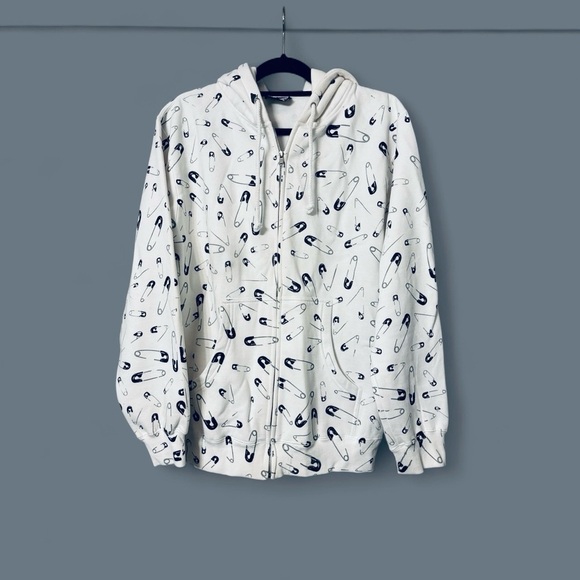 The Hundreds Streetwear Safety Pin Hoodie Worn by Jay Z. - Picture 1 of 9